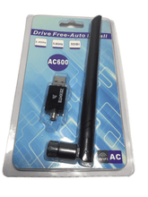 Load image into Gallery viewer, Dual Band Wireless USB Adapter (009)
